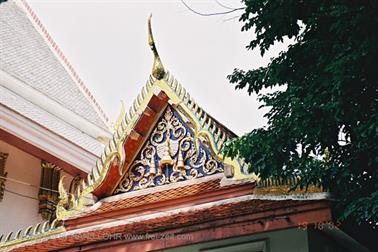 02 Thailand 2002 F1070009 Bangkok Tempeldach_478